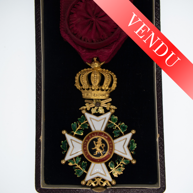 Médaille d’officier de l’ordre de Léopold, à titre militaire. Médaille du 1er type, en or.