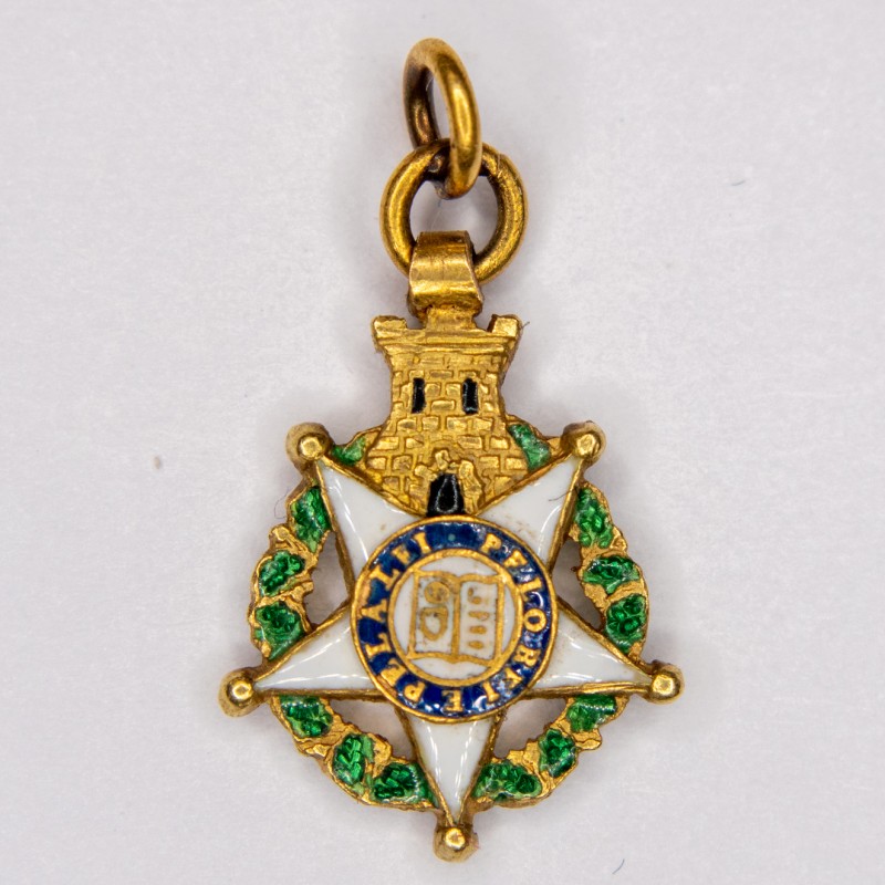 Portugal. Médaille miniature de l’ordre de la Tour et de l’Épée en or.