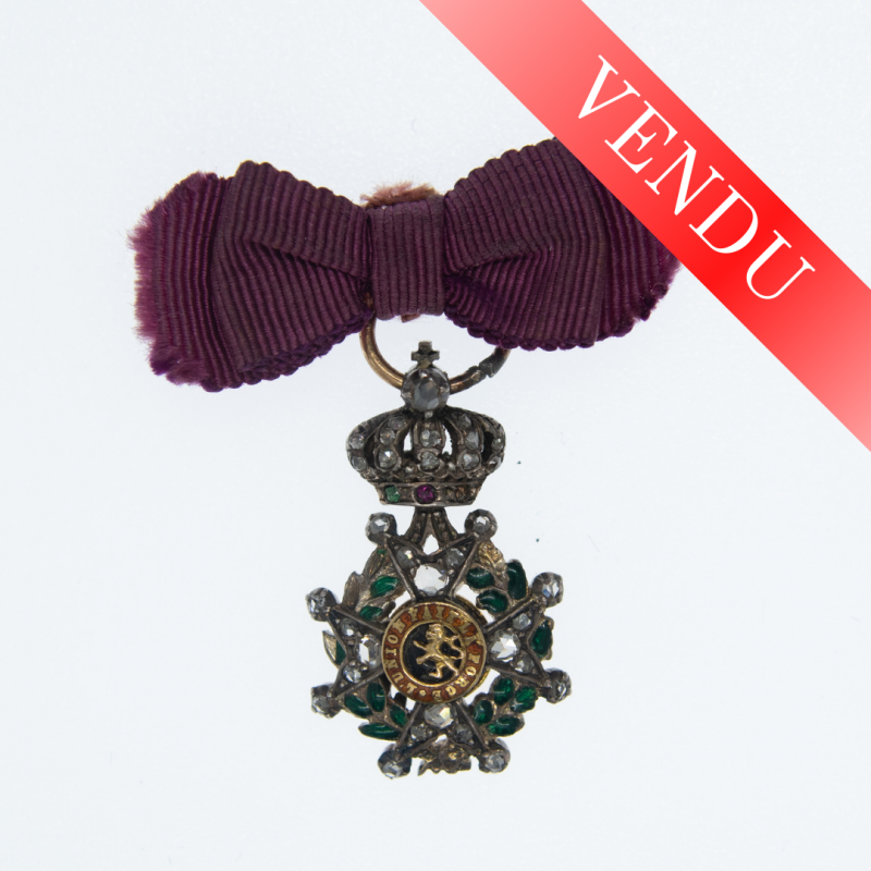 Belgique. Rare et belle médaille miniature l’ordre de Leopold, sertie de diamants.