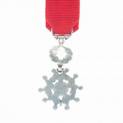 Médaille miniature de la légion d’honneur, modèle uni face avec un diamant à la bélière.