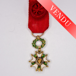 Médaille miniature d'officier de la légion d'honneur en or.