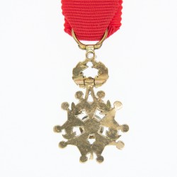 Médaille miniature de l'ordre de la légion d'honneur avec diamants.