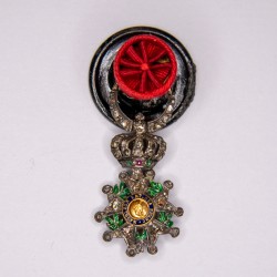 Rare miniature medal of officer buttonhole of the Second Empire period Legion of Honor with diamonds.