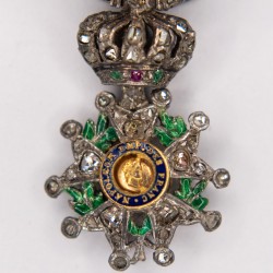 Rare miniature medal of officer buttonhole of the Second Empire period Legion of Honor with diamonds.