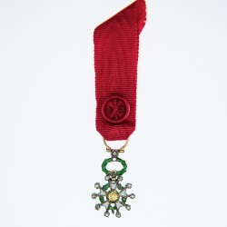 Médaille d'officier...