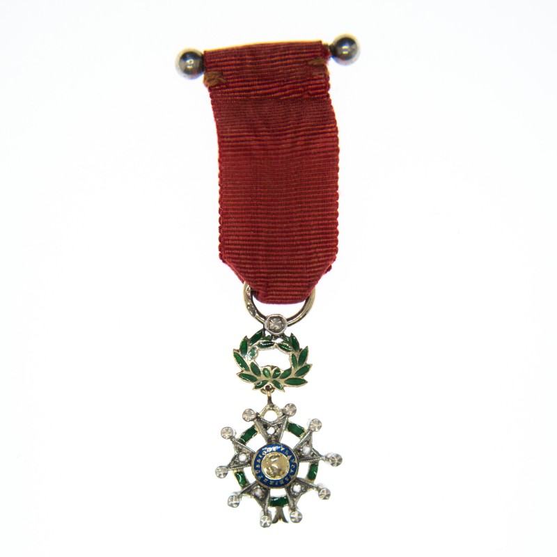 Belle miniature de la légion d’honneur avec brillants.