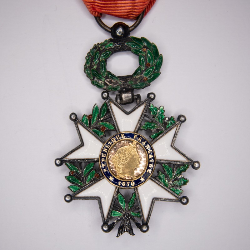 Medal of the Order of the Legion of Honor of the third republic.