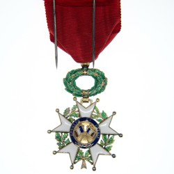 Médaille d’officier de la légion d’honneur.  Avec son ruban à rosette.