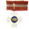Belle médaille de commandeur de l’ordre de la couronne d’italie.  En or et émail.