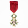 Très belle médaille d’officier de fabrication bijoutière de l’ordre de la Légion d’Honneur.