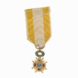 Miniature de l’ordre d’isabelle la Catholique en or et émail.