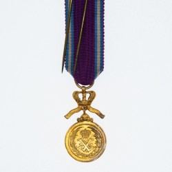 BELGIQUE. Médaille miniature en or de l’Ordre Royale du Lion.