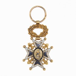 Rare médaille miniature de l'ordre de Charles III en or et émail.