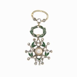 Intéressante médaille miniature de l’ordre de la légion d’honneur en or et diamants.
