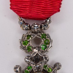 Rare miniature medal of the Legion of Honor with diamonds and emeralds, silver, vermeil, gold and enamel.