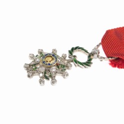 Légion d'honneur d'époque 3eme république, ornée de diamants. Médaille d’officier en miniature.