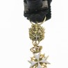 Belle médaille de commandeur de l'Ordre de Malte en or et émail.