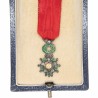 Légion d'honneur, médaille d’époque 3eme république en miniature avec diamants.