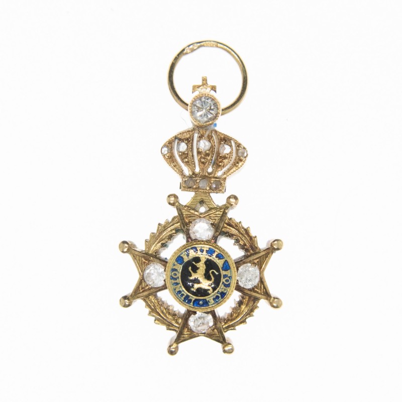 BELGIQUE. Superbe médaille de l’ordre de Léopold en or, diamants, et émail.