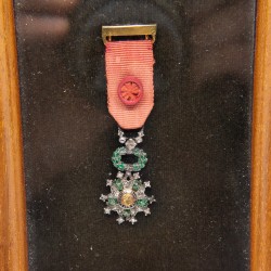 Miniature d’officier de la légion d'honneur avec diamants, centres en or en deux parties.