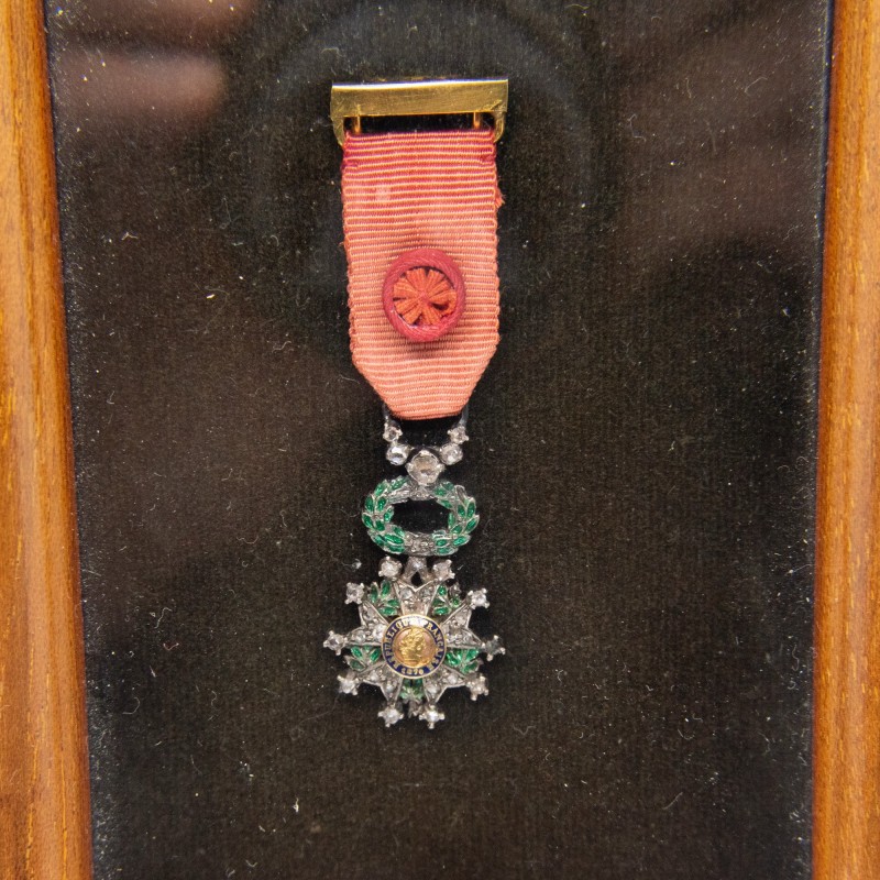 Miniature d’officier de la légion d'honneur avec diamants, centres en or en deux parties.