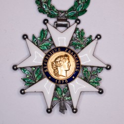 Medal of the Legion of Honour of the third republic.