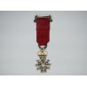 Beautiful medal of the Legion of Honor in reduction with diamond and emeralds.