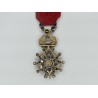 Beautiful medal of the Legion of Honor in reduction with diamond and emeralds.