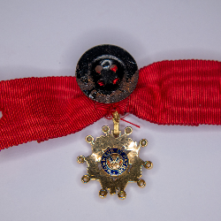 Medal of the Legion of Honor in gold and diamond, with lady ribbon.