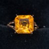 Ring, yellow gold mount (18K) eagle head punch adorned with a citrine.