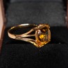 Ring, yellow gold mount (18K) eagle head punch adorned with a citrine.