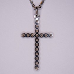 Chain and pendant cross in grey gold (18K) eagle head punch set with small diamonds 8/8.