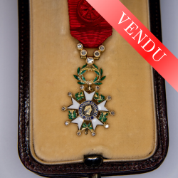 Médaille miniature, d’officier de la légion d’honneur en or et diamants, d’époque IIIeme république.