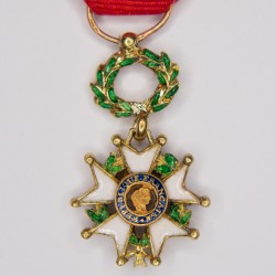 Médaille miniature d'officier de la légion d'honneur en or.