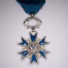 Belle médaille du mérite nationale, avec son ruban