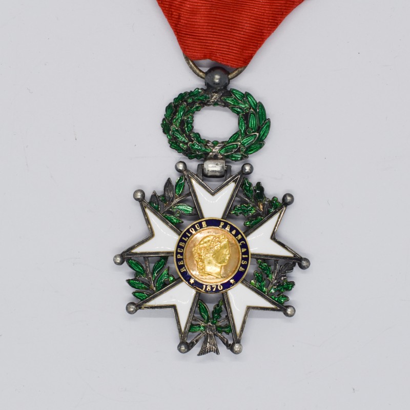 Médaille de chevalier de la légion d’honneur d’époque 3eme république.