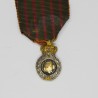 Rare médaille miniature de Sainte Helene en partie doré.