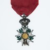 Médaille en reduction de l’ordre de la légion d’honneur. Centres en or.