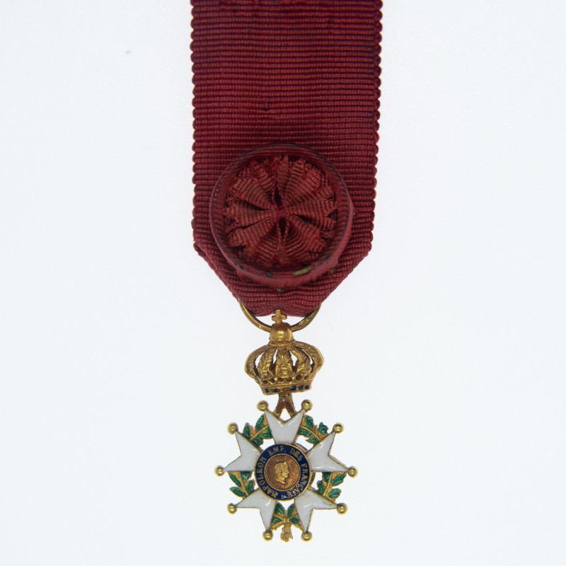 Médaille miniature d'officier de la légion d'honneur en or. Epoque Second Empire.