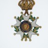 Médaille miniature d'officier de la légion d'honneur en or. Epoque Second Empire.