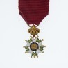 Médaille miniature d'officier de la légion d'honneur en or. Epoque Second Empire.