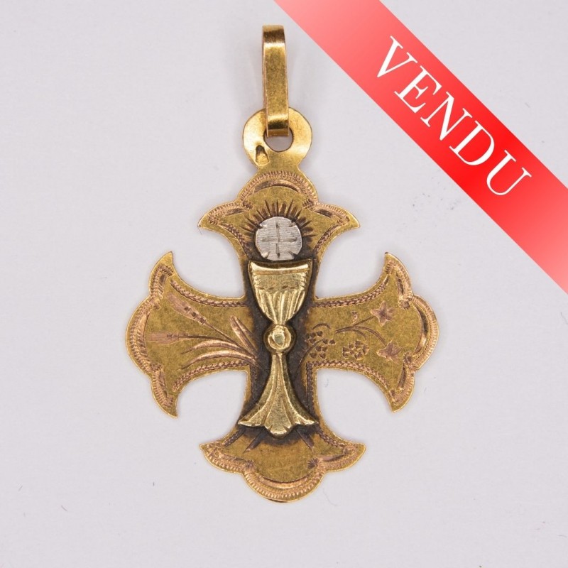 Beautiful ancient religious medal in gold, dated June 22, 1903.