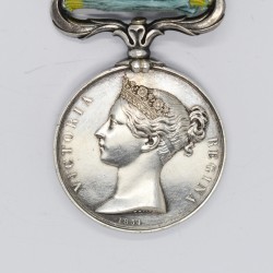 Belle médaille de Crimée en argent, avec 4 barrettes dont « Alma » « Baclava » « Inkermann » « Sebastopol »